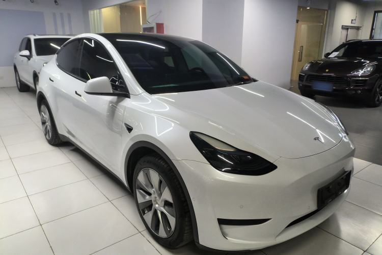Used Tesla Model Y 2022 Rear-Wheel-Drive Version
