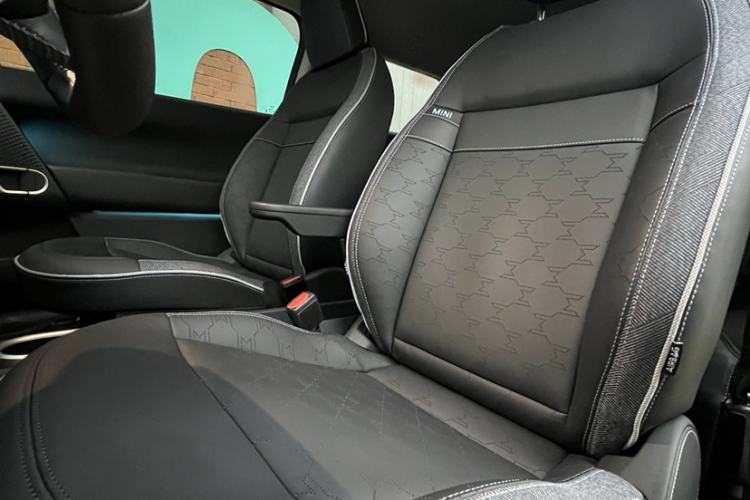 Used  Electric MINI COOPER 2024 456km COOPER E Classic Edition