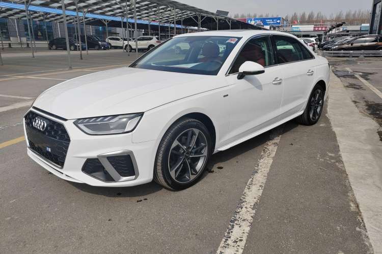 Used Audi A4L 2022 40 TFSI Fashion Dynamic Model
