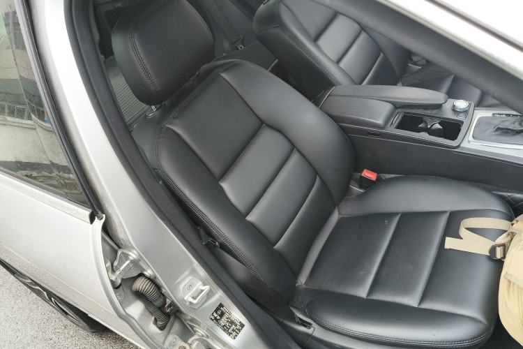 Used Mercedes-Benz C-Class (Import) 2011 C 200 Fashion Travel Edition