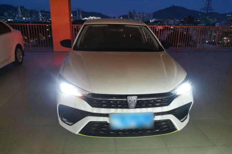 Used Roewe i5 2021 1.5L Manual Platinum Edition
