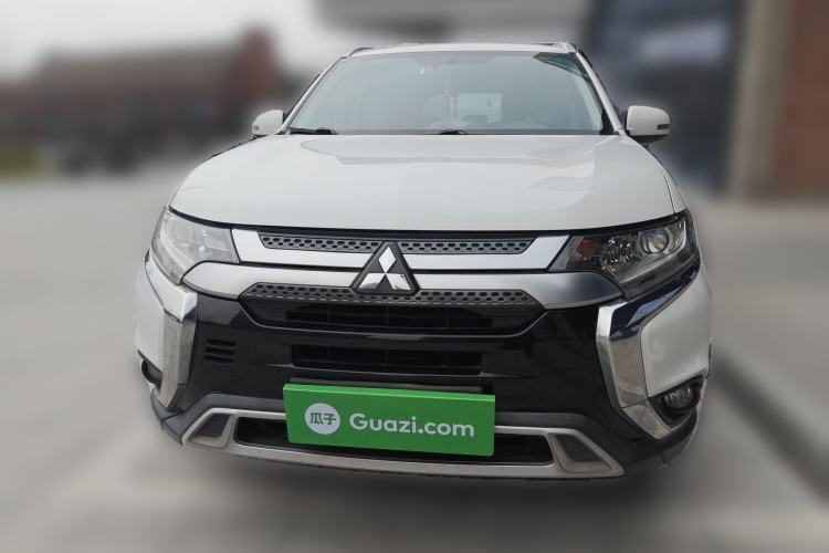 Used Mitsubishi Outlander 2019 2.0L Two-Wheel Drive Comfort Edition 5 Seats China V Standard