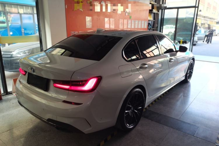 Used BMW 3 Series 2021 Second Facelift 325Li M Sport Night Edition Package
