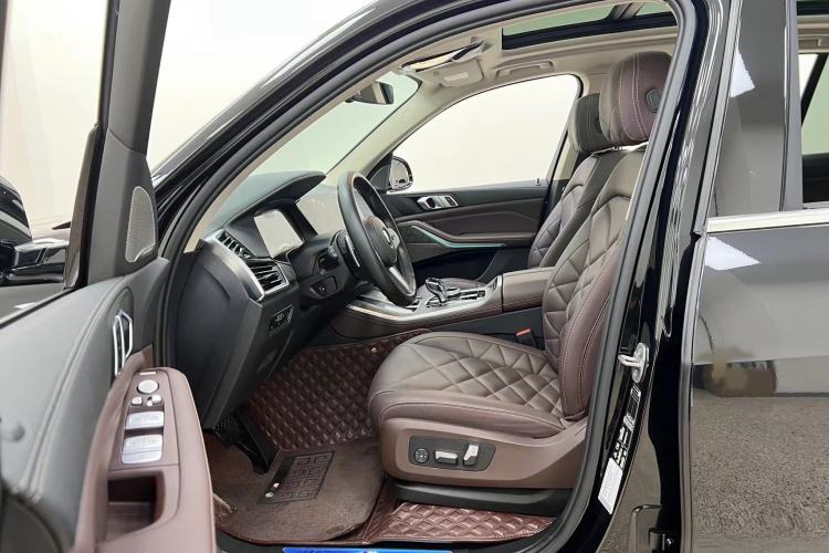 Used BMW X5 2022 Restyled xDrive 30Li Luxury Version M Sport Package