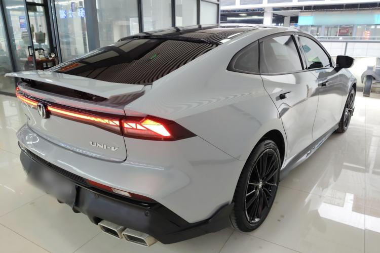 Used Changan UNI-V 2024 1.5T Prestige Sport Edition
