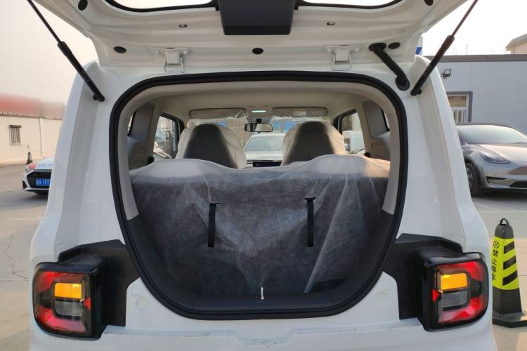 Used  Panda 2025 210 km – Yuanqi Bear
