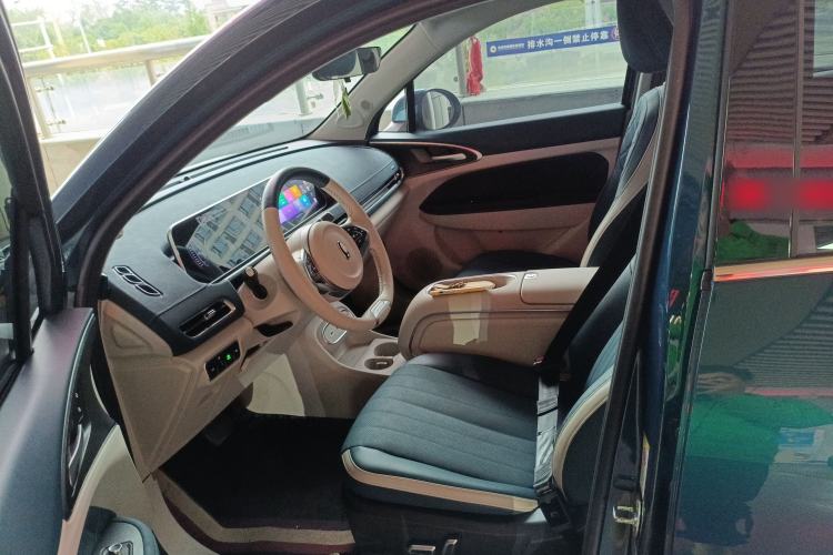 Used ORA Good Cat 2022 400km Standard Range Luxury Version Lithium Iron Phosphate
