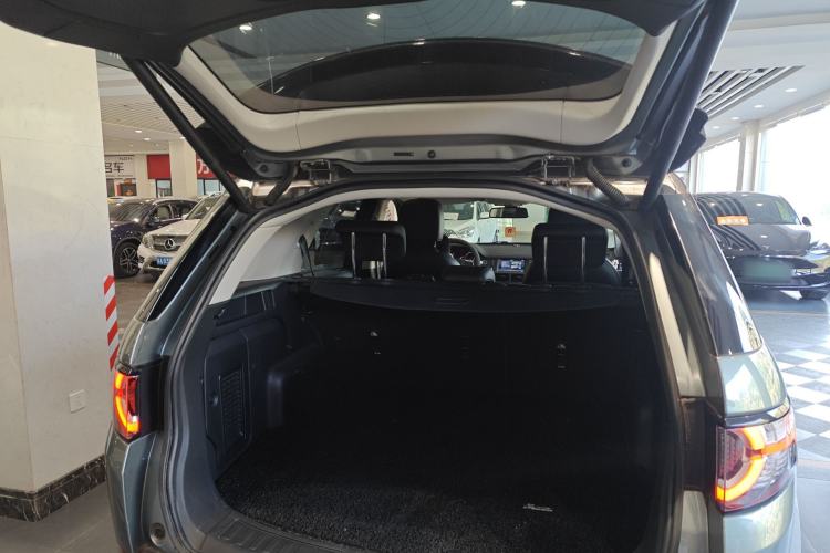 Used Land Rover Discovery Sport 2017 2.0T SE
