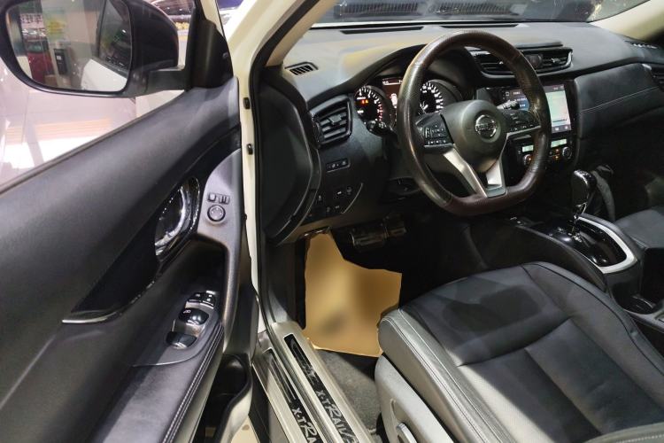 Used Nissan X-Trail 2017 2.5L CVT Luxury Edition 4WD
