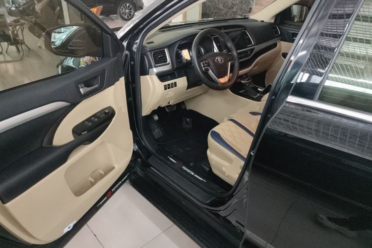 Used Toyota Highlander 2021 2.0T Two-Wheel Drive Elite Edition 5 Seats