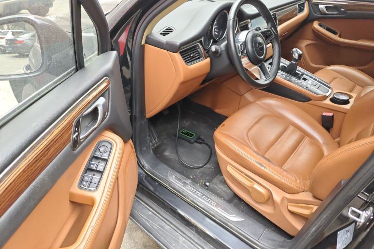 Used Zotye SR9 2017 2.0T Manual "Ultimate Road" Edition
