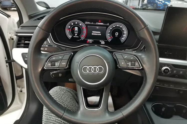 Used Audi A4L 2022 40 TFSI Fashion Dynamic Model
