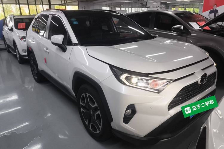 Used Toyota RAV4 2020 2.0L CVT Two-Wheel Drive Prestige Edition
