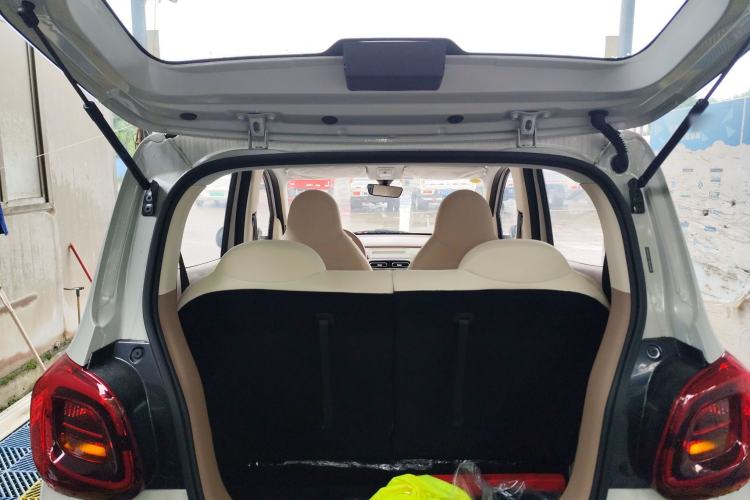 Used Wuling Hongguang MINIEV 2025 Four-Door Version Advanced Edition
