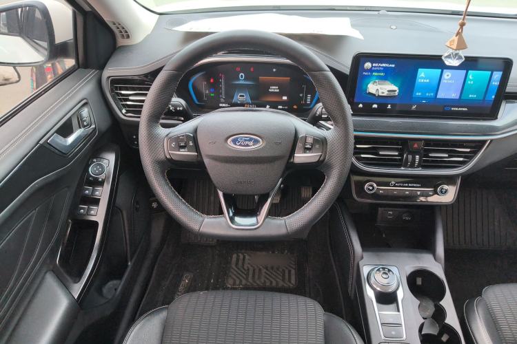 Used Ford Focus 2021 Hatchback EcoBoost 180 Automatic Titanium Edition
