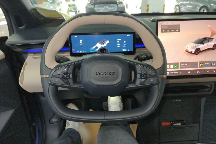 Used Lynk & Co Z20 2025 530 km Range Rear-Wheel Drive Max
