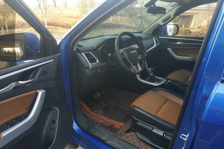 Used SAIC MAXUS T70 2021 2.0T Diesel Automatic 4x4 Elite Version with Long Bed and High Ground Clearance