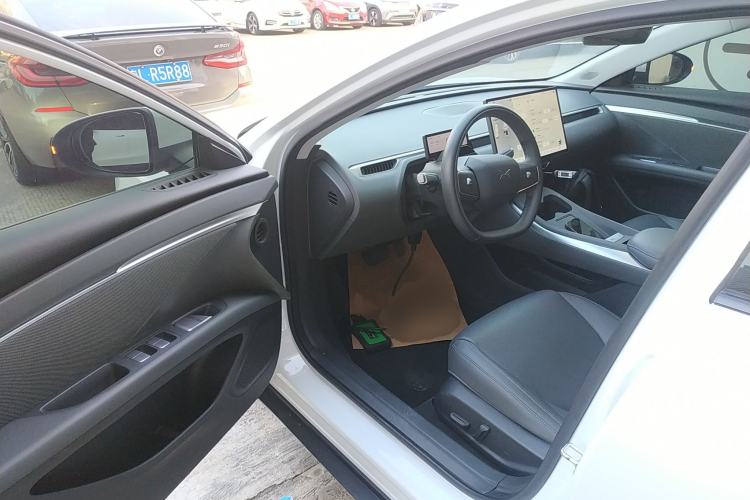 Used XPeng MONA M03 2024 620 with Ultra-Long Range
