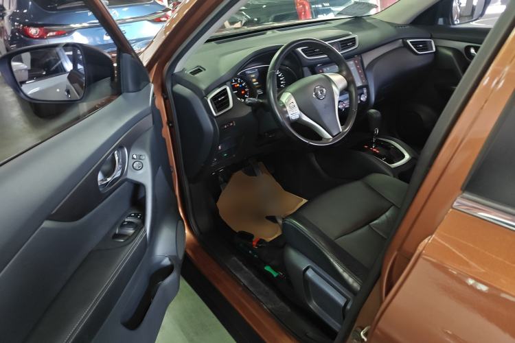 Used Nissan X-Trail 2014 2.0L CVT Comfort Edition 2WD
