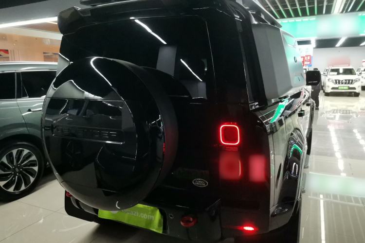 Used Land Rover Defender 2023 Facelift 110 3.0T P400 X-DYNAMIC HSE