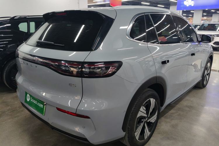 Used  E5 2024 530km Starship Edition
