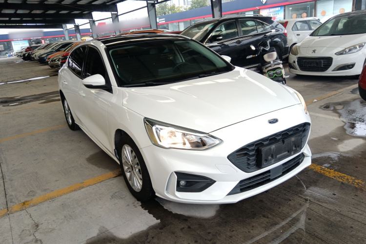 Used Ford Focus 2020 Sedan EcoBoost 180 Automatic Trend Edition
