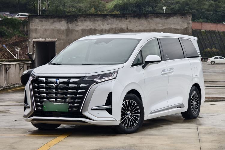 Used Denza D9 2022 DM-i 970 Four-Wheel Drive Flagship Model