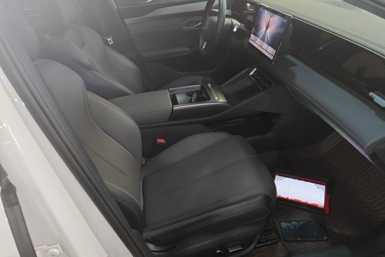 Used BYD Qin L 2025 EV 545KM Beyond Version
