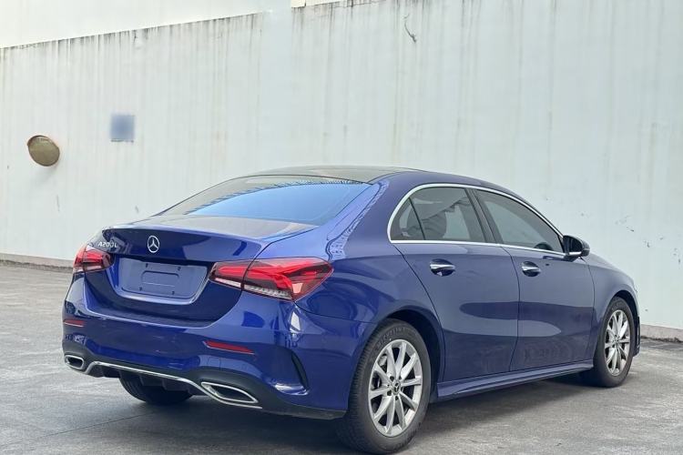 Used Mercedes-Benz A-Class 2021 A 200 L Sport Sedan Fashion Model
