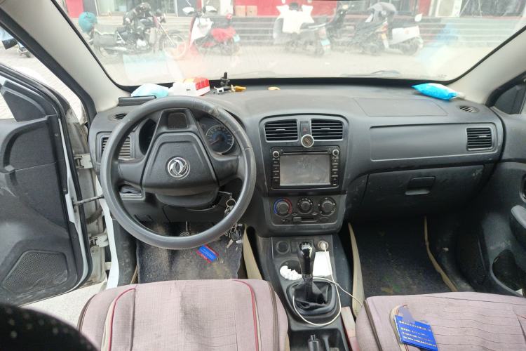 Used Dongfeng Fengon 330 2014 1.5L Manual Utility Version DK15
