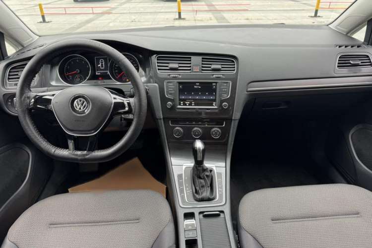 Used Volkswagen Golf 2017 230TSI Automatic Comfort Edition – Celebrating Milestone of One Million Units