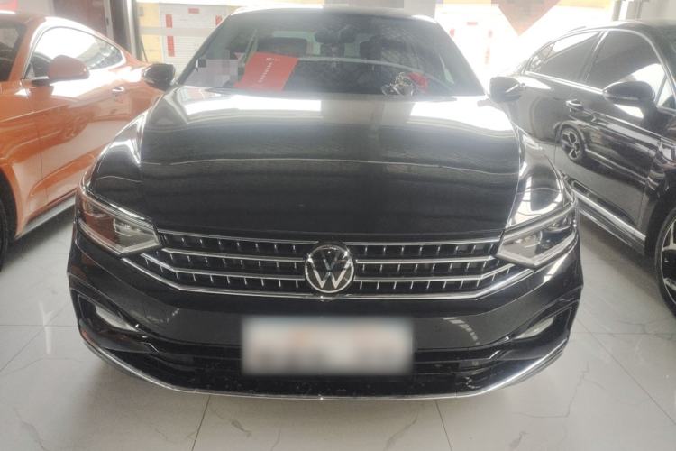 Used Volkswagen Magotan 2023 2 Million Units Commemorative Edition 330TSI DSG Luxury Version