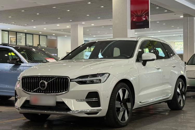 Used Volvo XC60 New Energy 2025 Plug-in Hybrid Long-Range All-Wheel Drive Smart Luxury Edition