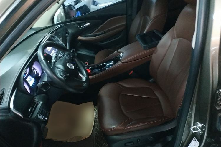 Used Buick Envision 2019 20T Two-Wheel Drive Luxury Version China VI Standard
