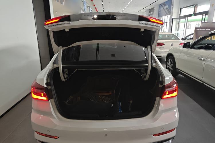 Used Ford Escort 2021 1.5L Automatic Diamond Edition
