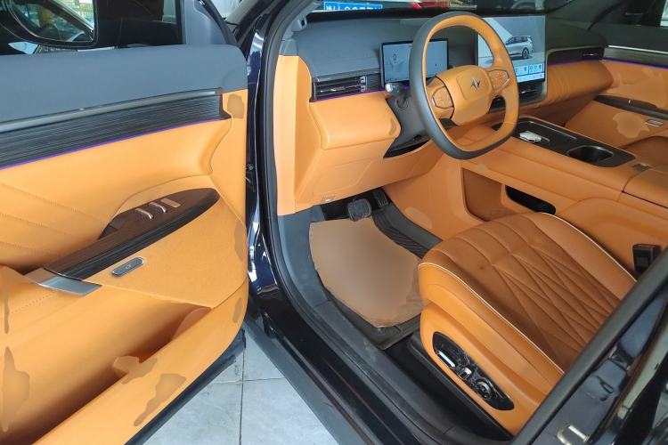 Used  eπ008 2025 210 Ultra Range-Extended Version 5 Seats
