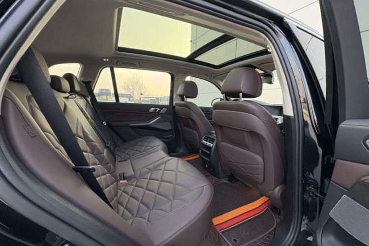 Used BMW X5 2022 Restyled xDrive 30Li Luxury Version M Sport Package