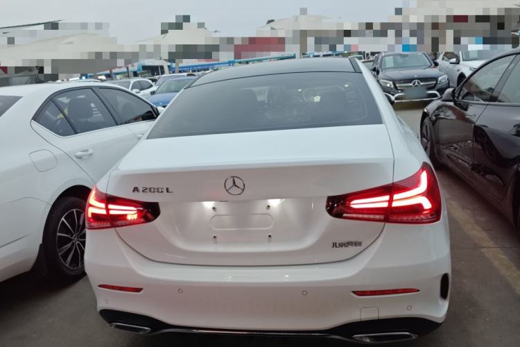 Used Mercedes-Benz A-Class 2022 Revised Version A 200 L Sport Sedan Fashionable Style
