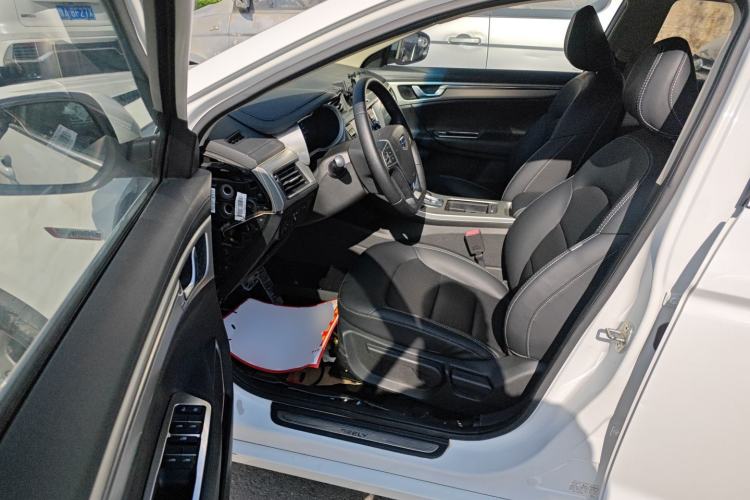 Used Geely Auto Emgrand GL 2017 1.3T DCT Elite Model
