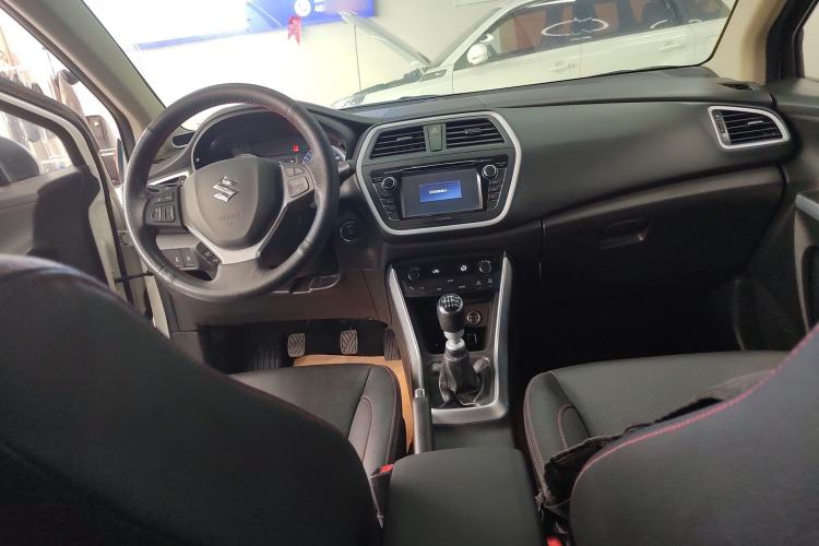 Used Suzuki S-Cross 2015 1.4T Manual Two-Wheel Drive Prestige Model