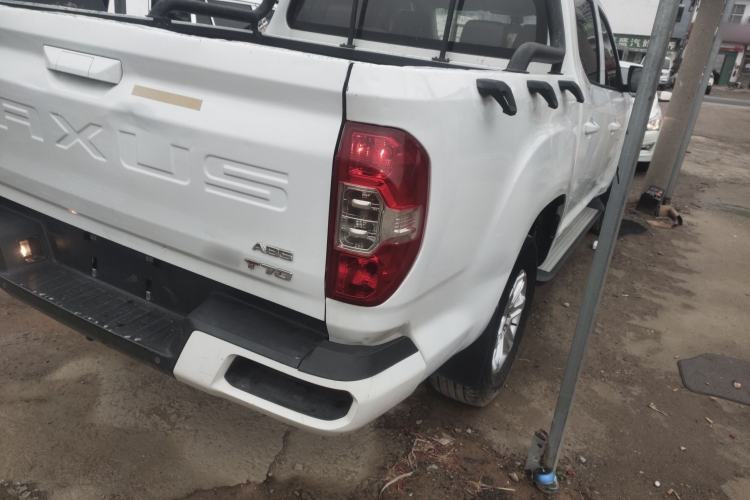 Used SAIC MAXUS T70 2019 2.0T Diesel Manual Two-Wheel Drive Comfort Version Standard Box High Chassis