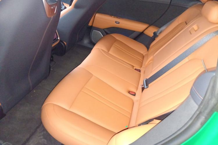 Used  YU7 2025 Ultra-Long Range Rear-Wheel Drive Version
