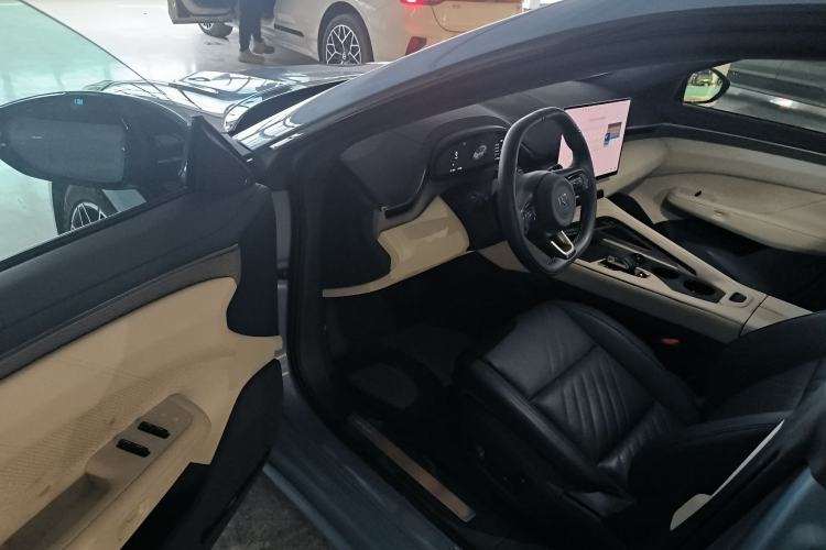 Used Zeekr 001 2025 YOU Edition 100 kWh All-Wheel Drive
