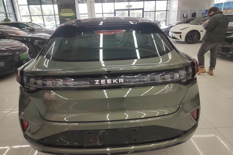 Used Zeekr 001 2024 WE Edition 100 kWh Rear-Drive
