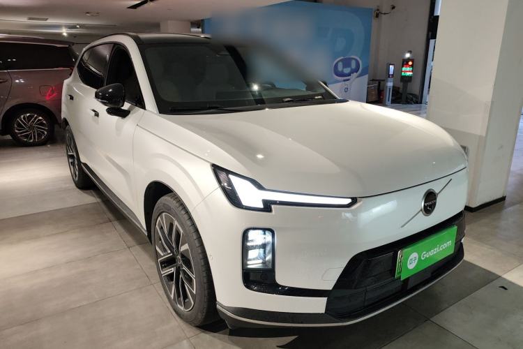 Used Volvo Volvo XC70 Plug-in Hybrid 