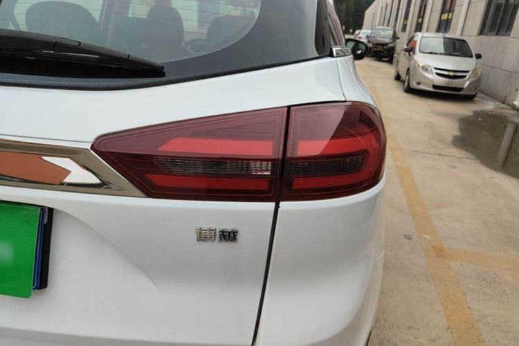 Used Geely Auto Emgrand X7 Sport 2018 1.8TD Automatic Two-Wheel Drive Smart Connect 4G Internet Edition
