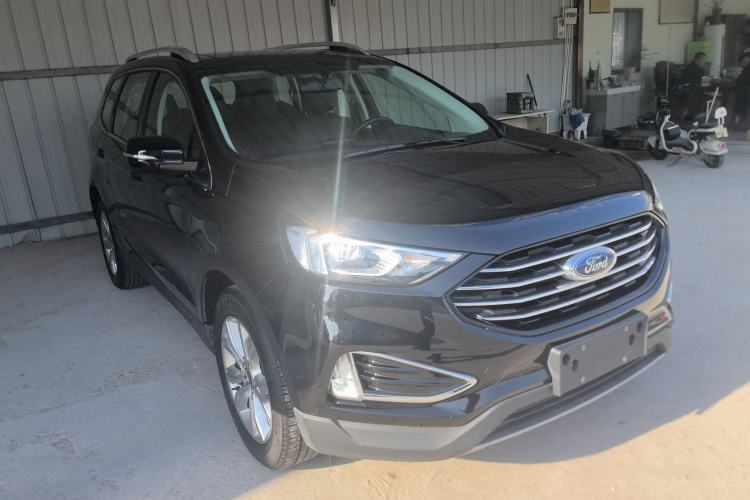 Used Ford Edge 2020 EcoBoost 245 Two-Wheel-Drive Platinum Edition 5 Seats
