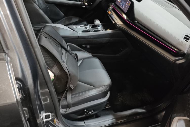 Used Changan UNI-V 2022 1.5T Prestige Version
