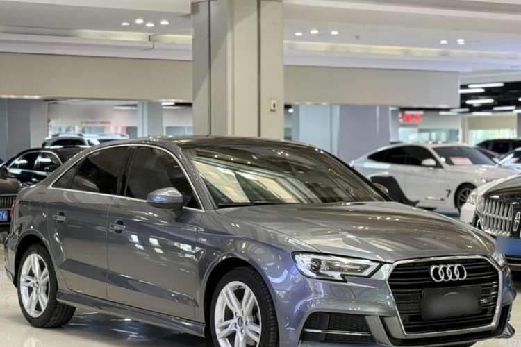 Used Audi A3 2019 Limousine 35 TFSI Fashion Edition China V standard
