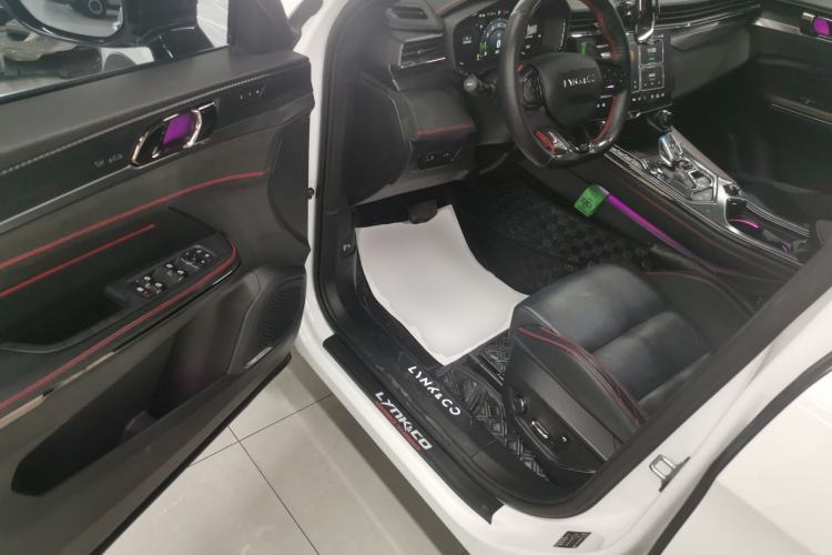 Used Lynk & Co 05 2020 2.0TD Four-Wheel Drive HypeHalo
